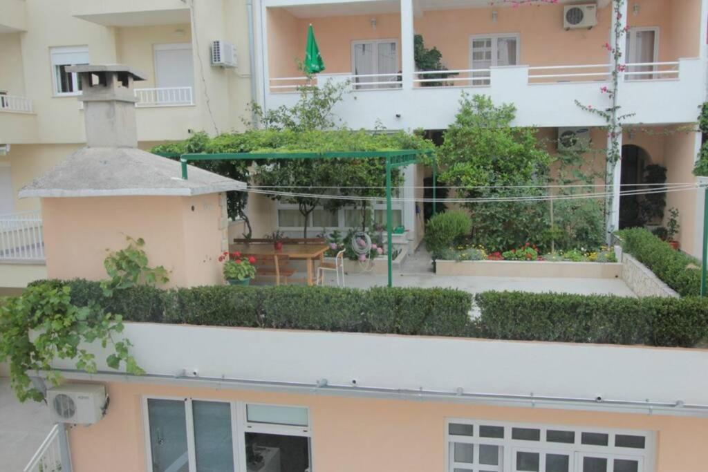 Cosey Studio Apartment For 2 Free Private Parking Makarska Exterior foto